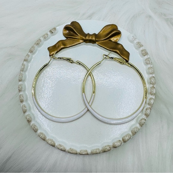 Sweetheart Necklace and Hoop Earring Bundle - Picture 3 of 4